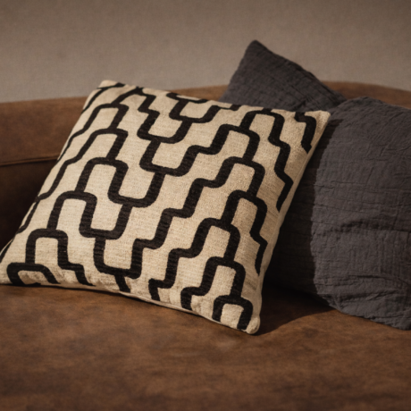 jak dobrać poduszki do sofy